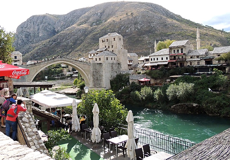 Stari Most from the rebuilt Old Town
